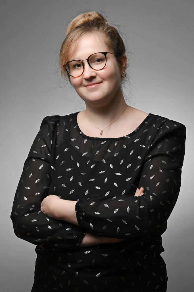 portrait-carol-anne_bellegoub